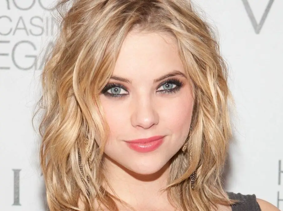 Ashley Benson Height Weight Bra Size Measurements And Bio Celebie