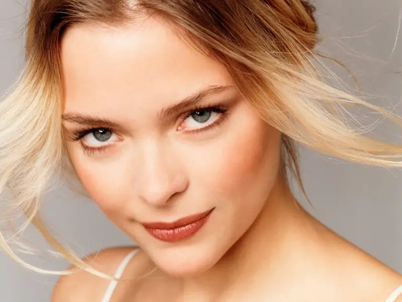 Jaime King Beauty Routine