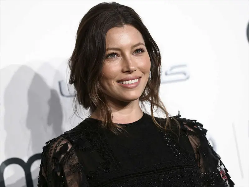 Jessica Biel Beauty Routine