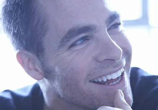 Chris Pine Height Weight Measurements Bio
