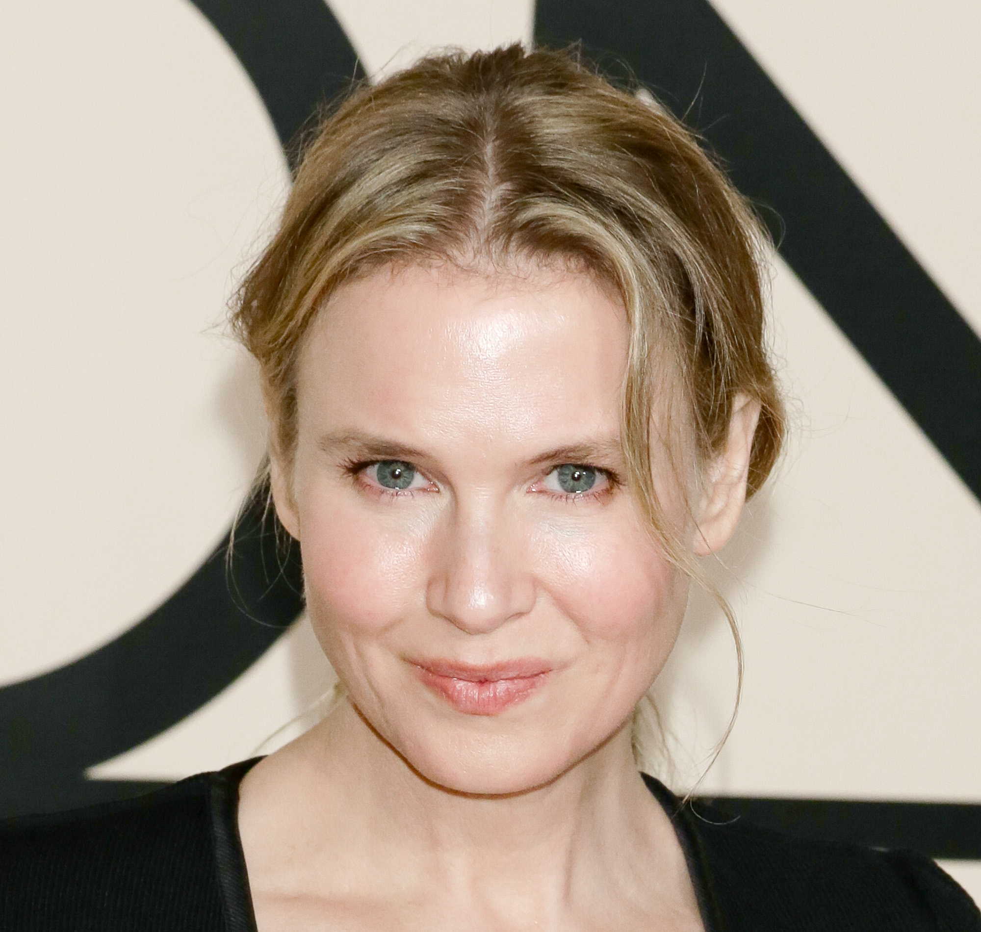 Renee Zellweger Facelift Plastic Surgery Before and After | Celebie