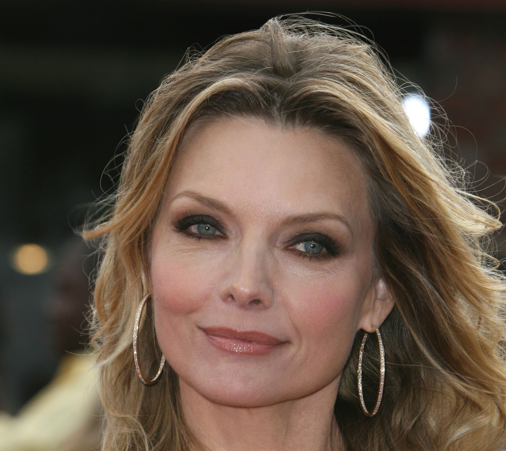 Michelle Pfeiffer – Height, Weight, Bra Size, Measurements & Bio | Celebie