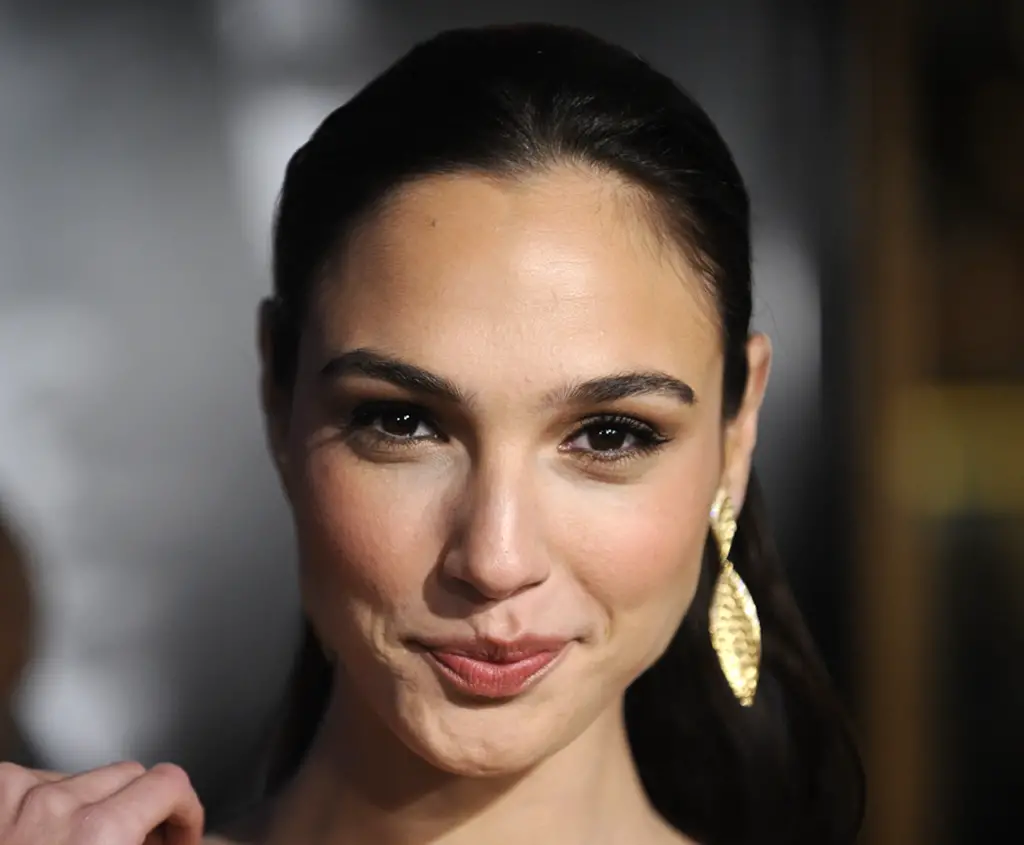 Gal Gadot Height Weight Bra Size Measurements Bio Celebie