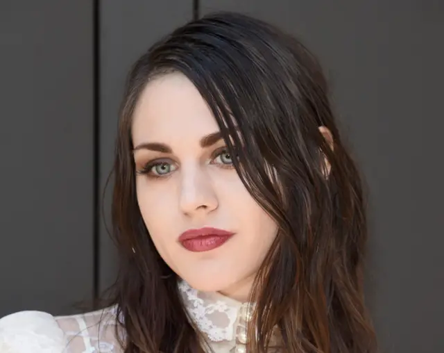 Frances Bean Cobain Plastic Surgery Before and After | Celebie